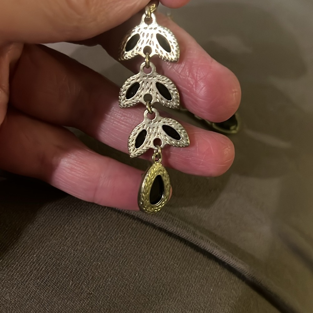 Stunning Statement Earrings - image 3